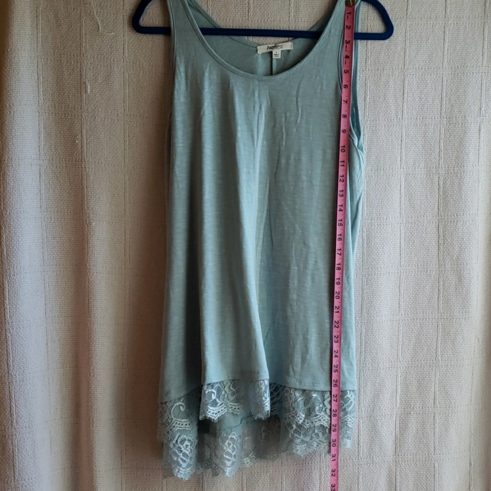 Loose flowy  Sleeveless tunic
